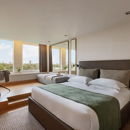 Royal Garden Hotel-2